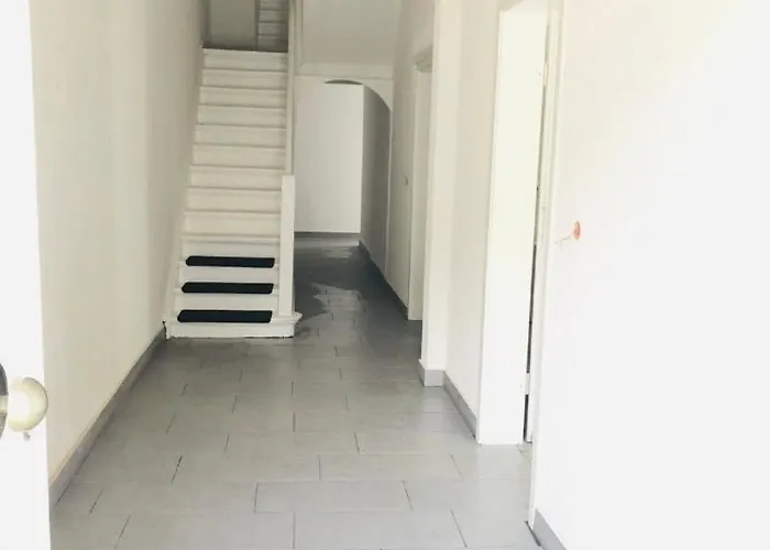 Moderne City-wohnung شقة كريفيلد